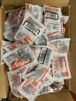 3M 1100 Uncorded Disposable Foam Ear Plugs - 130/Box - Image 4