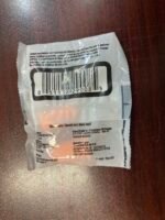 3M 1100 Uncorded Disposable Foam Ear Plugs - 130/Box - Image 2