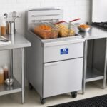 Standard Range SR-F4D-NG 78 lb. Natural Gas Stainless Steel Split Pot Floor Fryer - 120,000 BTU
